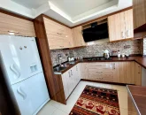 آشپزخانه با لباسشویی، یخچال، هود، با کابینت های ام دی اف آپارتمان در اصفهان 456463
