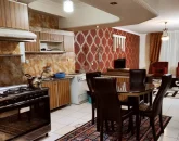 آشپزخانه با میز غذاخوری، هود، اجاق گاز آپارتمان در اصفهان 45688874