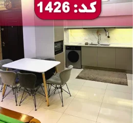 اتاق مستر با تخت دو نفره و نورگیر ویلا در اصفهان 456484