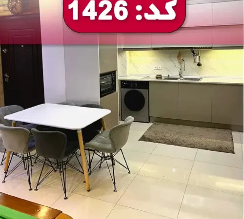 اتاق مستر با تخت دو نفره و نورگیر ویلا در اصفهان 456484