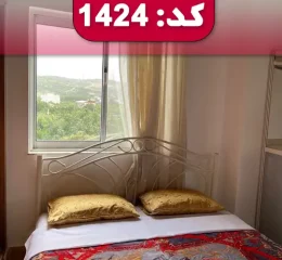 اتاق مستر با تخت دو نفره و نورگیر آپارتمان در خمینی شهر 456484