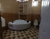 دوش و وان حمام و سرویس بهداشتی فرنگی ویلا در اصفهان 4464485