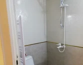 سرویس بهداشتی ایرانی به همراه دوش حمام و پکیج آپارتمان در خمینی شهر 41644658