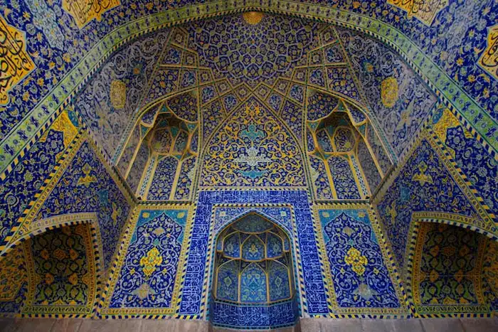 طراحی های داخلی مسجد امام در اصفهان 5415348587
