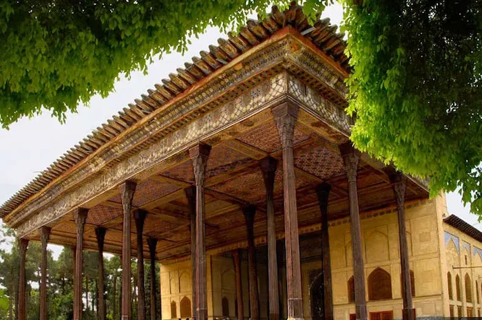 کاخ چهل ستون در استان زیبای اصفهان 4187673674