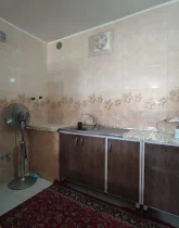 کابینت های طرح چوب و پنکه دیواری و یخچال و اجاق گاز خانه ویلایی در شاهین شهر 8647484